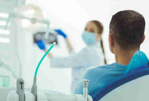 三類醫(yī)療器械經(jīng)營許可證如何辦理？